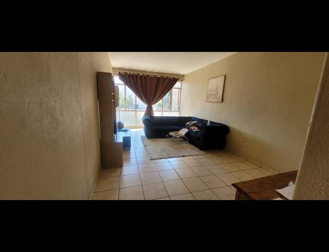 1 BEDROOM TOWNHOUSE FOR SALE IN NEW REDRUTH